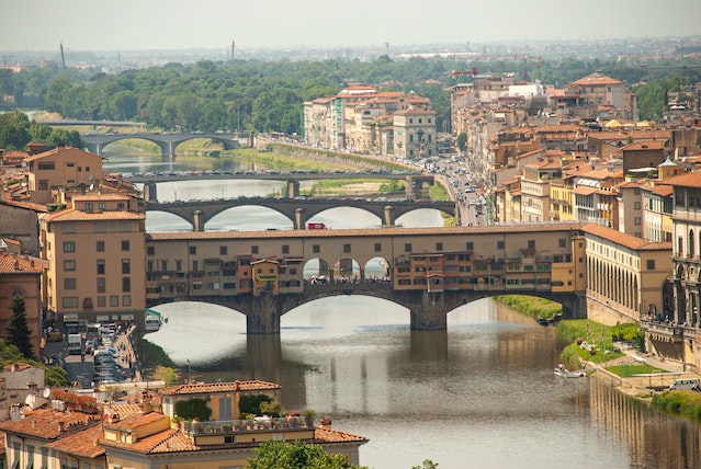 Il Ponte Vecchio di Firenze storia, bellezza e mistero della città fiorentina