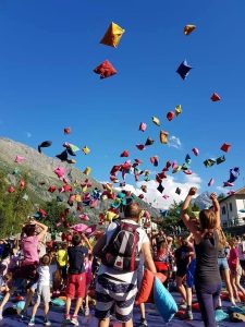 La battaglia dei cuscini, evento di fine estate all'Isolotto