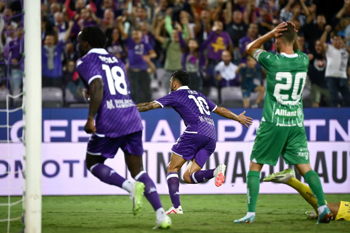 Fiorentina-Rapid Vienna 2-0: la doppietta di González spinge i viola in Conference