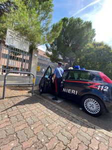 Sorpreso a “barare” durante l’esame per la patente