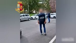 Torino: polizia sequestra beni per circa un milione di euro
