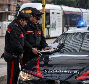 Scandicci: 15 anni per traffico di droga, arrestata in pelletteria      