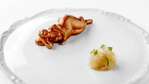 In Toscana un talentuoso chef colombiano omaggia Fernando Botero con un dessert
