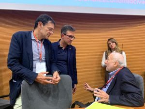Questione casa, il premio Nobel Stiglitz a Firenze: "Segregazione economica o razziale che impedisce di fare rete"