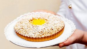 Questa pasticceria di Firenze compie 90 anni e ora ha il design di quando aprì