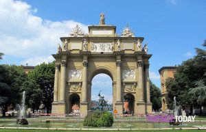Arco dei Lorena, al via l’intervento conclusivo: partono i lavori alla facciata lato Parterre