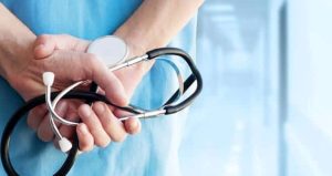 Sanità, Medici Firenze: "Vaccinarsi contro l'influenza e da novembre contro il Covid"