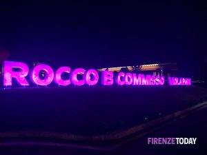 Fiorentina, inaugurata l'insegna del Viola Park / FOTO