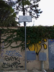 Reinstallata la targa Martiri delle Foibe che era stata vandalizzata