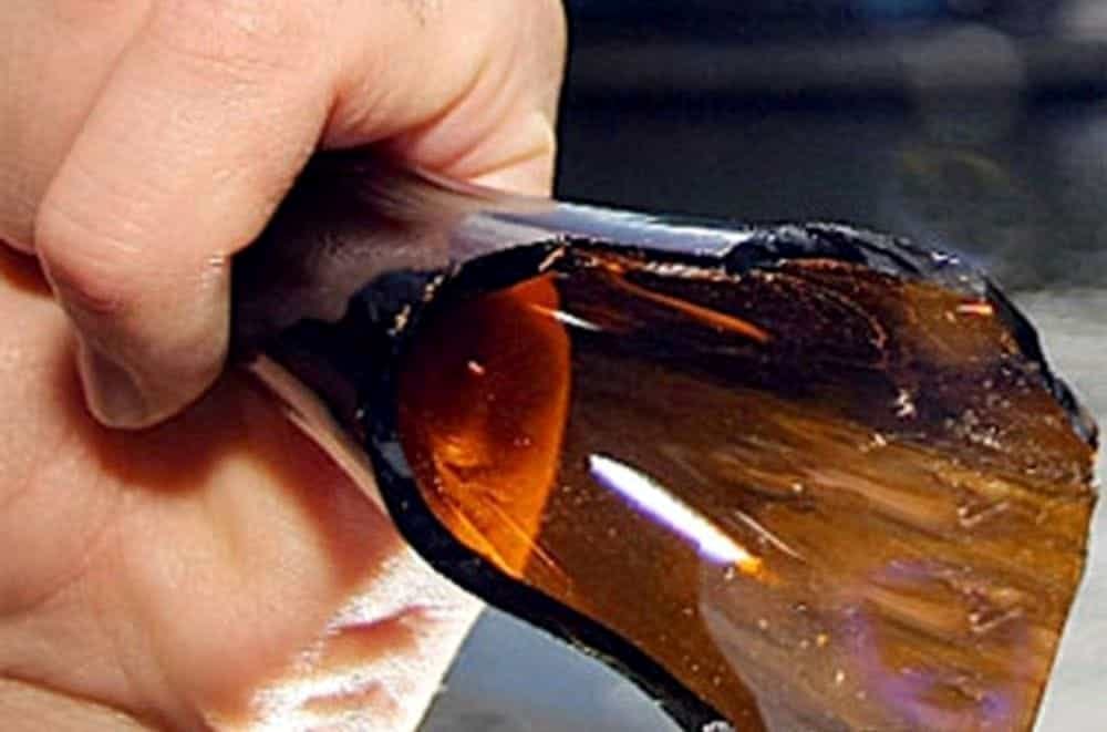 Novoli: ruba alcolici al supermercato e minaccia i dipendenti con un collo di bottiglia