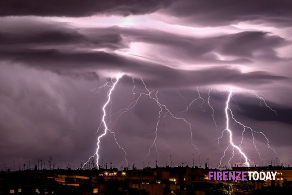 Codice arancione per temporali forti e rischio idrogeologico per martedì 24 ottobre