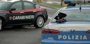 Altre due spaccate: vetrine sfondate, colpiti un negozio e un ristorante
