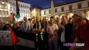 La piazza di Firenze grida 'Palestina libera', l'imam: "Siamo con il popolo di Gaza, basta crimini" / VIDEO - FOTO