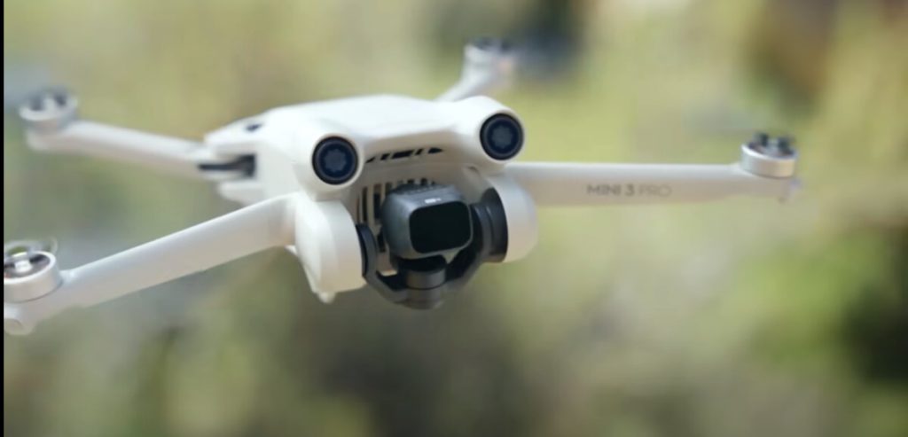 Drone non autorizzato in volo sul centro storico: denunciato un turista