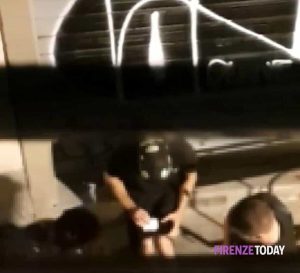 Denuncia di un residente del centro: “Spaccio di droga intenso, servono più controlli” / VIDEO