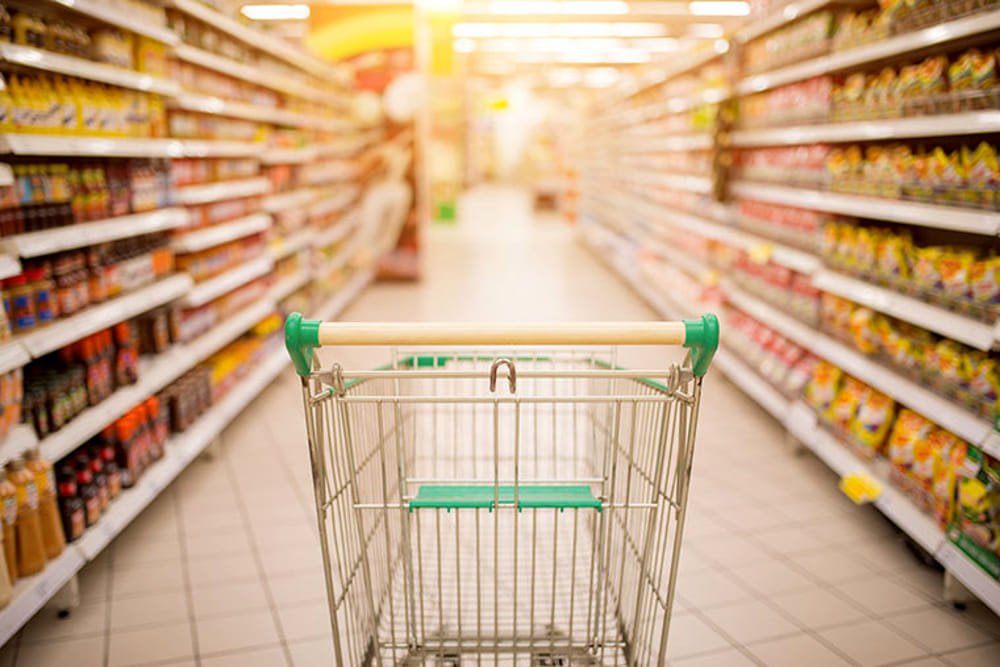 Ponte di Ognissanti, i supermercati aperti il 1° novembre a Firenze e provincia