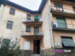 Dopo l’accoltellamento, l’incendio: non c’è pace al Poggetto