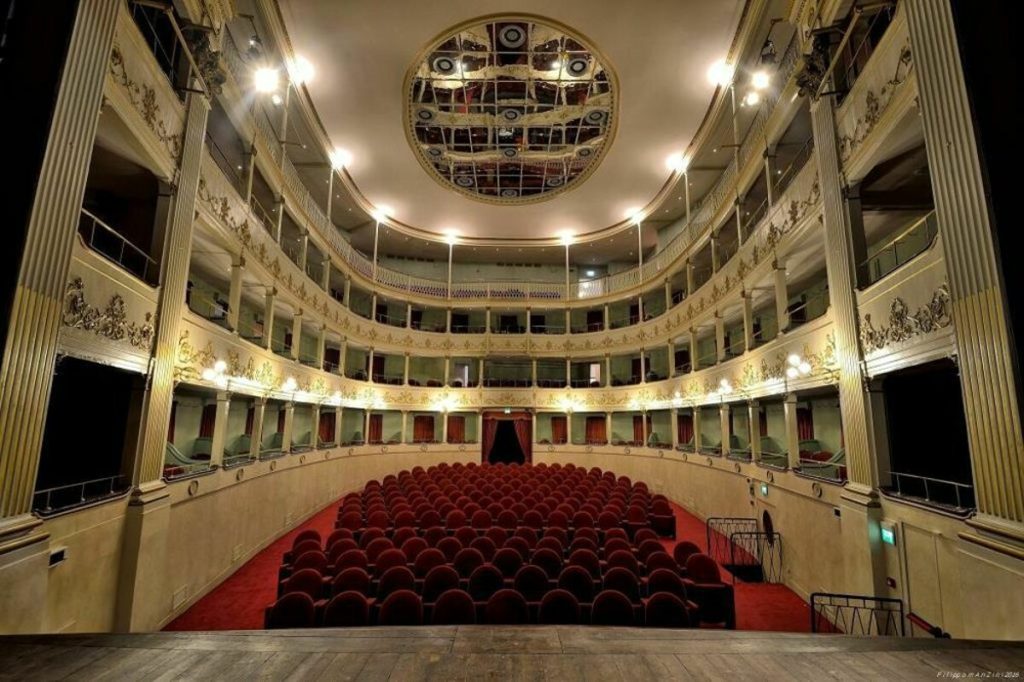 "Il giro di vite", un racconto in otto serate al Teatro Niccolini
