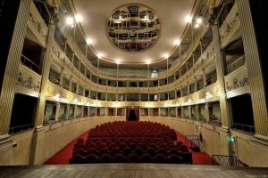 "Il giro di vite", un racconto in otto serate al Teatro Niccolini