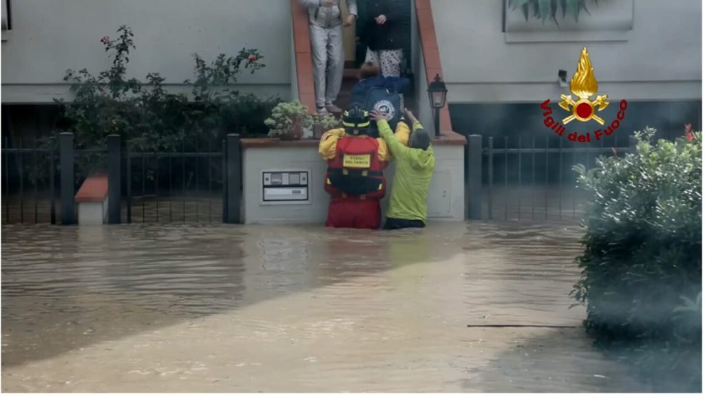 Alluvione, 15mila case senza corrente elettrica // ULTIMI AGGIORNAMENTI