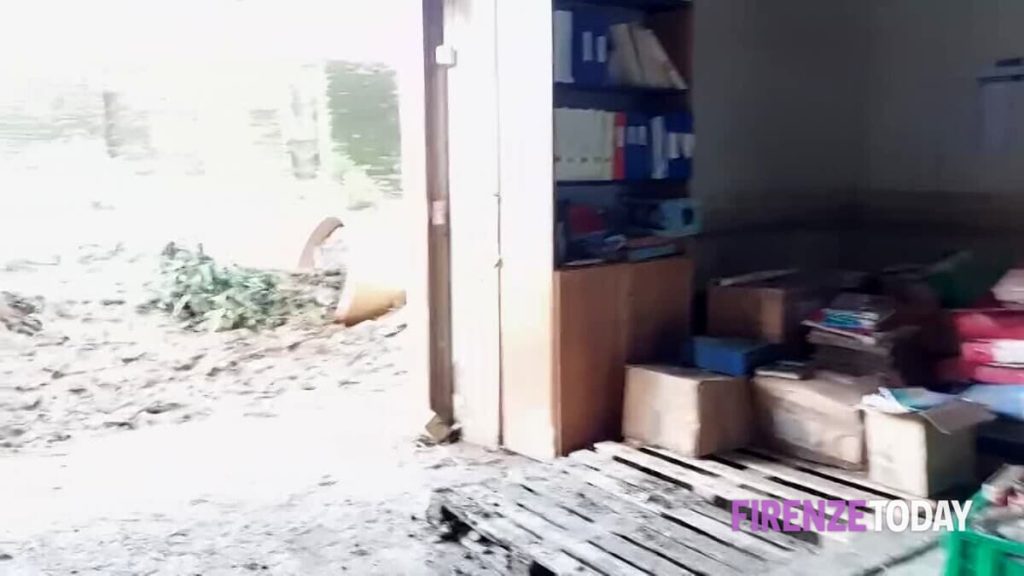 Alluvione: dove l'argine si è rotto, così è arrivata l'inondazione / VIDEO