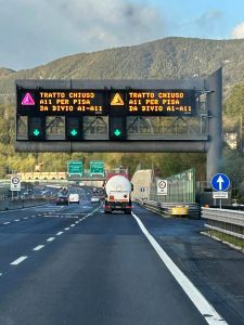 Maltempo, ancora chiusa l'autostrada