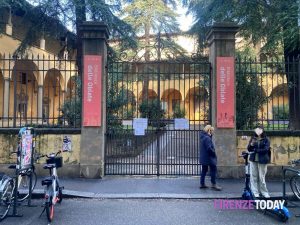 Biblioteca Oblate chiusa per freddo, non funziona il riscaldamento: "Ci scusiamo per il disagio"
