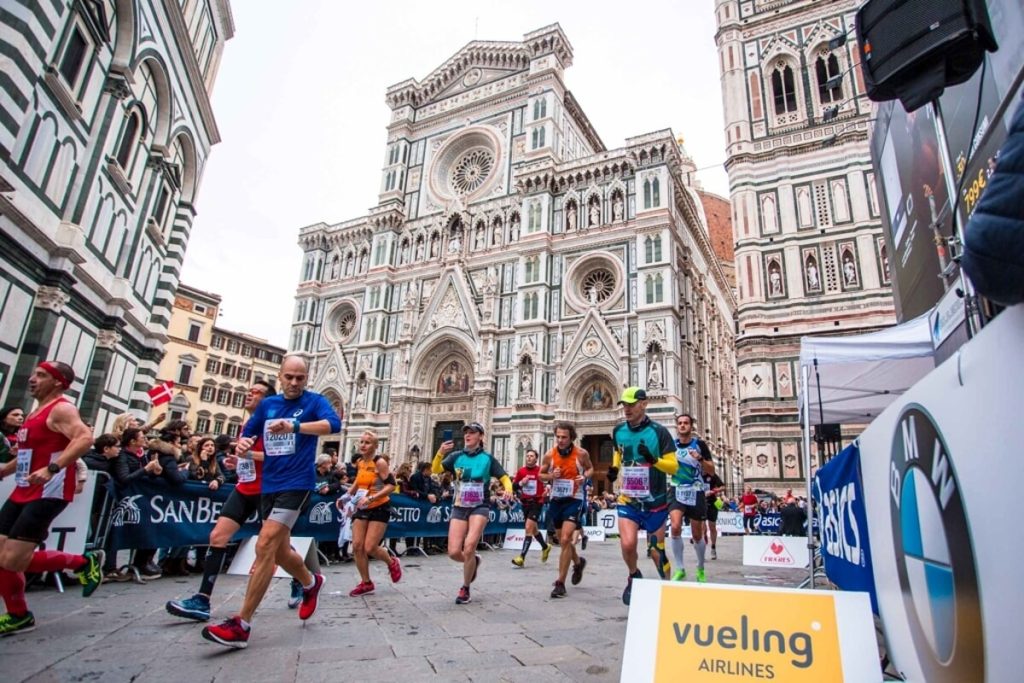 Il percorso della 39^ Firenze Marathon, la corsa che incanta, tra storia, arte e natura. Al via domenica 26 novembre
