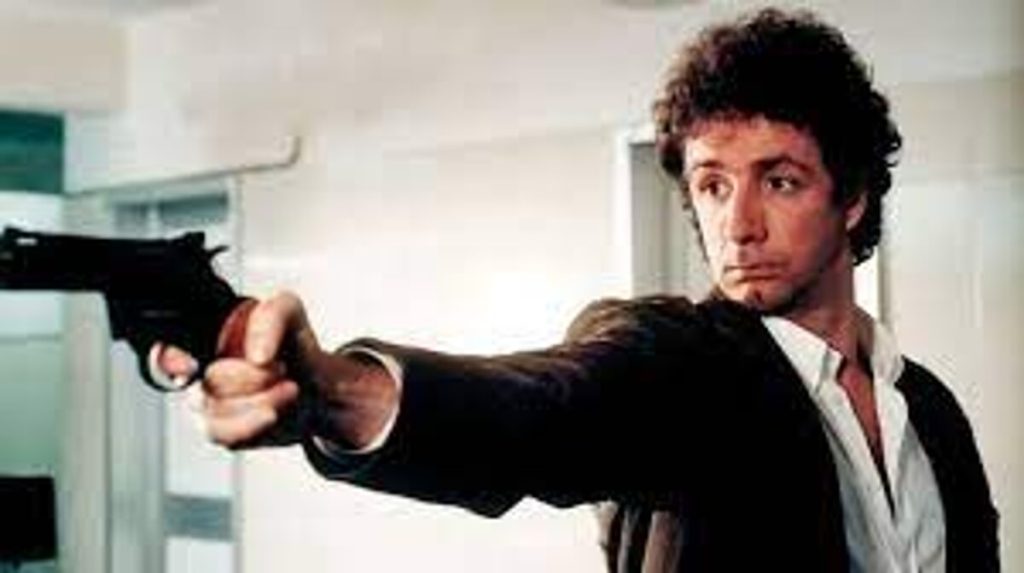 Proiezione del film Caruso Pascoski al Circolo 25 Aprile