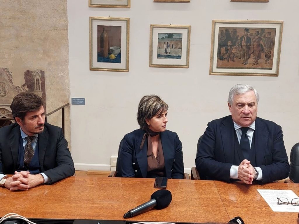 Rifiuti, Mazzetti (FI): "Imprese e cittadini pagano bollette elevatissime senza in cambio servizi"