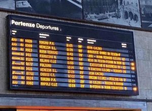 Treni, altra mattinata di passione: ritardi per alta velocità e regionali