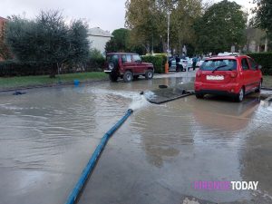 Alluvione a Campi Bisenzio: prolungata la chiusura delle scuole