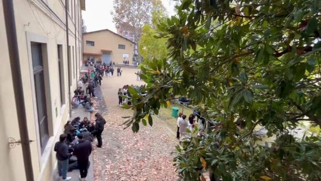 Riscaldamento rotto da giorni: scuola superiore costretta a tornare in 'Dad'. Anche le Oblate restano chiuse