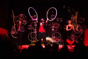 "Il circolo delle bolle di sapone", spettacolo per l'Epifania al Teatro Corsini di Barberino