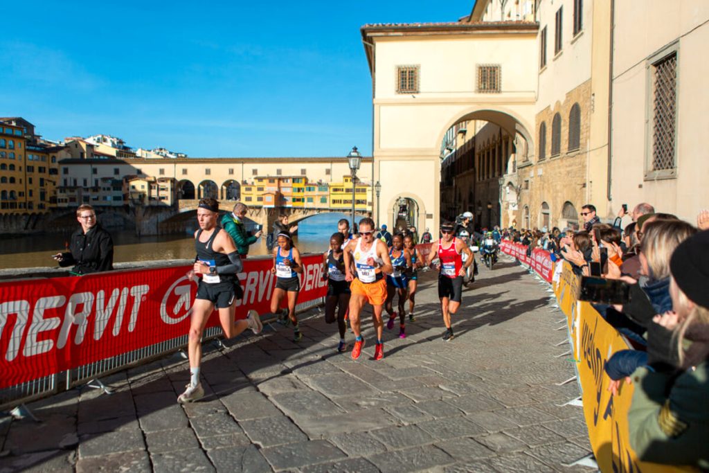 Maratona di Firenze: provvedimenti alla circolazione e deviazioni del trasporto pubblico 