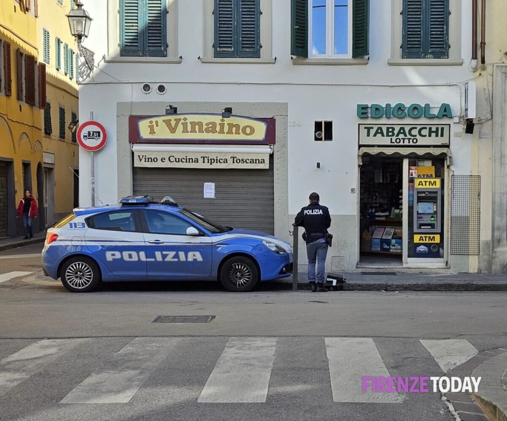 Centro, ancora spaccate: furto al tabaccaio