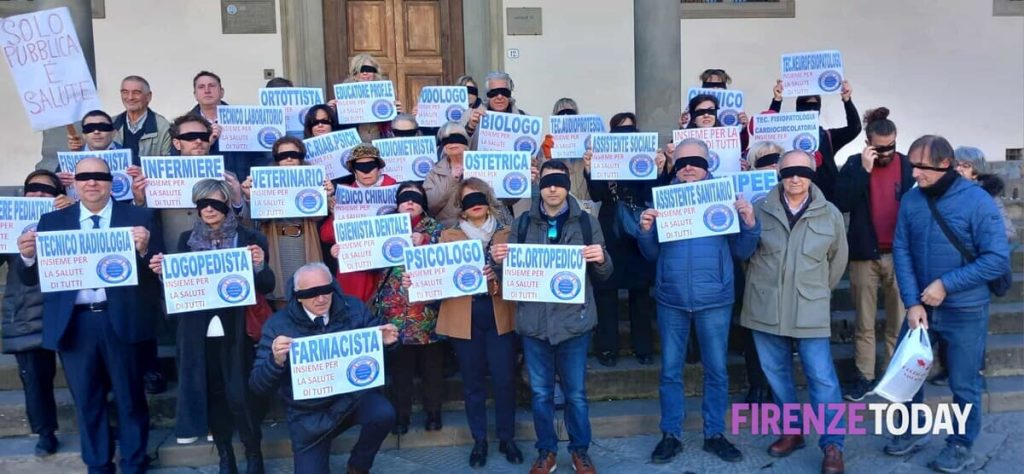 Flashmob per salvare il Sistema Sanitario Nazionale. Bezzini, assessore regionale: “Si rischia la regressione”