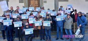 Flashmob per salvare il Sistema Sanitario Nazionale. Bezzini, assessore regionale: “Si rischia la regressione”