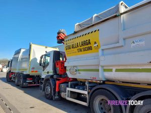 Arrivano i sensori sui camion di Alia: "Così garantiamo la sicurezza di tutti"