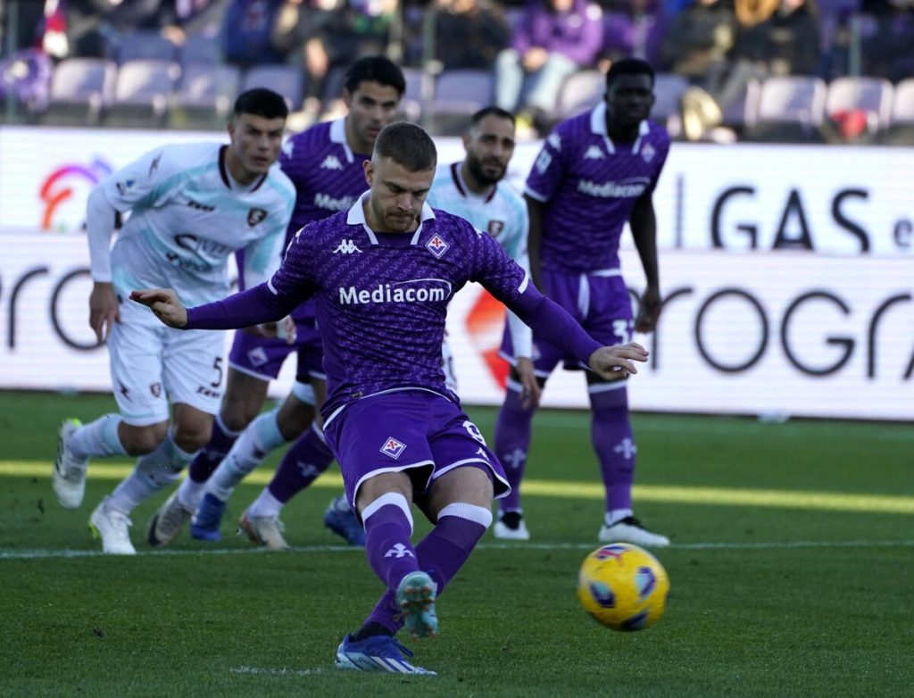 Fiorentina-Salernitana 3-0: viola sul velluto contro i granata