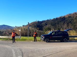 Feste natalizie, aumentano i controlli: patenti ritirate e denunce