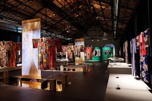 "Kimono", Riflessi d’arte tra Giappone e Occidente al Museo del Tessuto di Prato