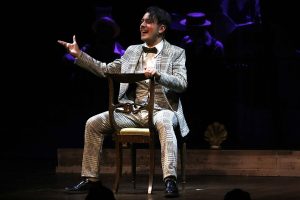 "Il mio nome è Spadaro", al Teatro Puccini lo spettacolo cult di Gianmaria Vassallo dedicato al cantante e attore
