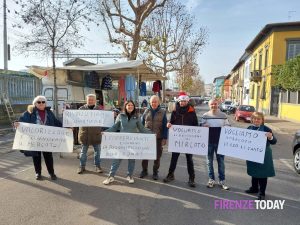 "Riqualificateci il quartiere", i commercianti uniti per il rione: "L'amministrazione ci aiuti a tenerlo vivo" / FOTO