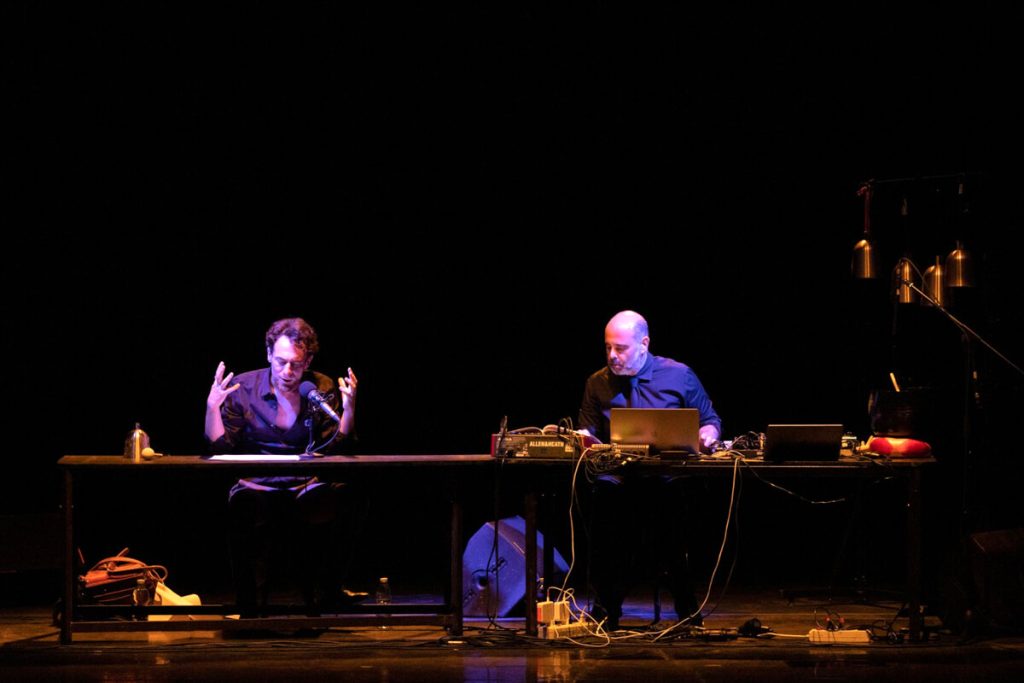 Elio Germano e Teho Teardo ne "Il sogno di una cosa" al Teatro della Pergola