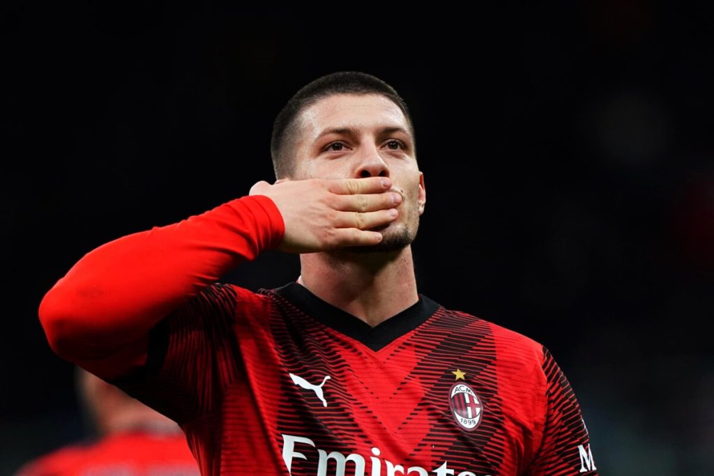 Ex viola, Jovic trova il primo gol con la maglia del Milan / VIDEO