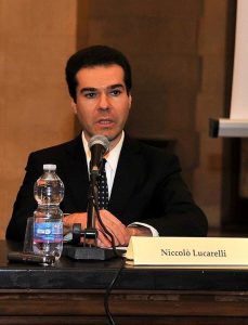 Lo storico militare Lucarelli presenta il suo nuovo libro alle Murate, con Franco Cardini