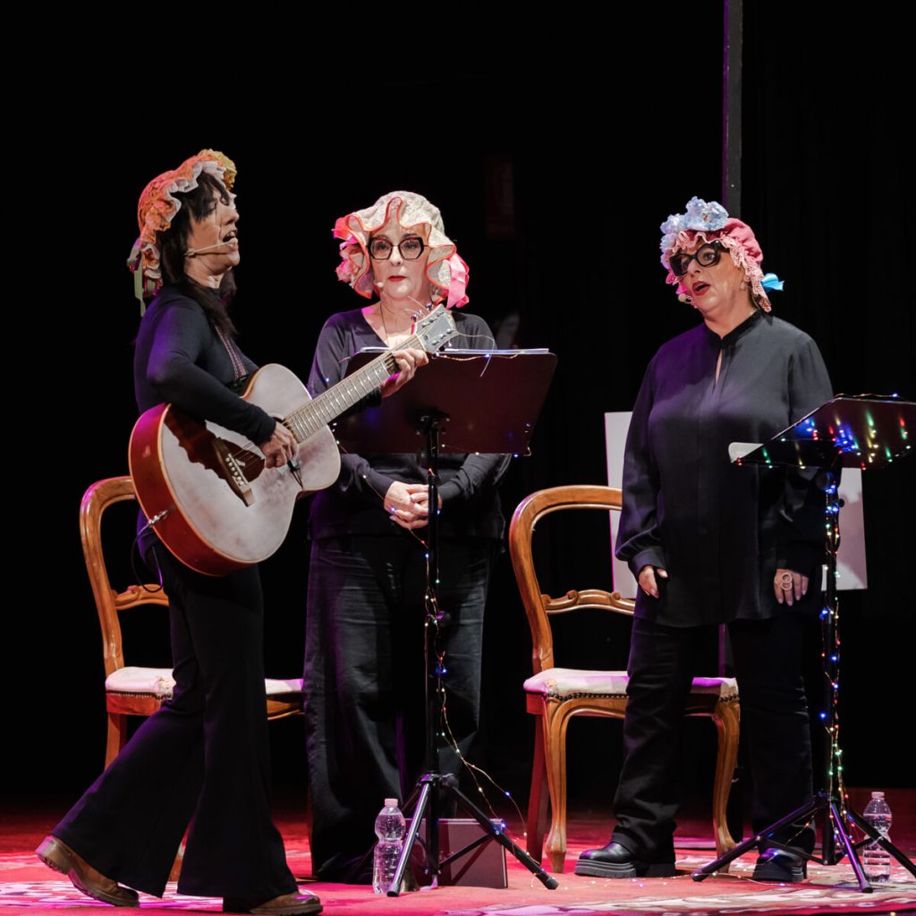 "Piccole donne crescono?" con Anna Meacci, Daniela Morozzi e Chiara Riondino al Teatro Puccini
