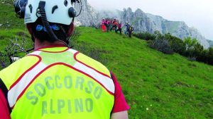 Dolomiti: escursionista fiorentina bloccata dal ghiaccio in montagna 