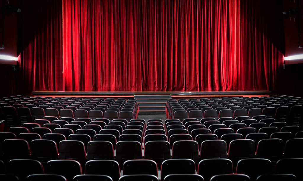 Da Simone Cristicchi ad Ambra Angiolini: il cartellone degli spettacoli del 2024 al Teatro Aurora